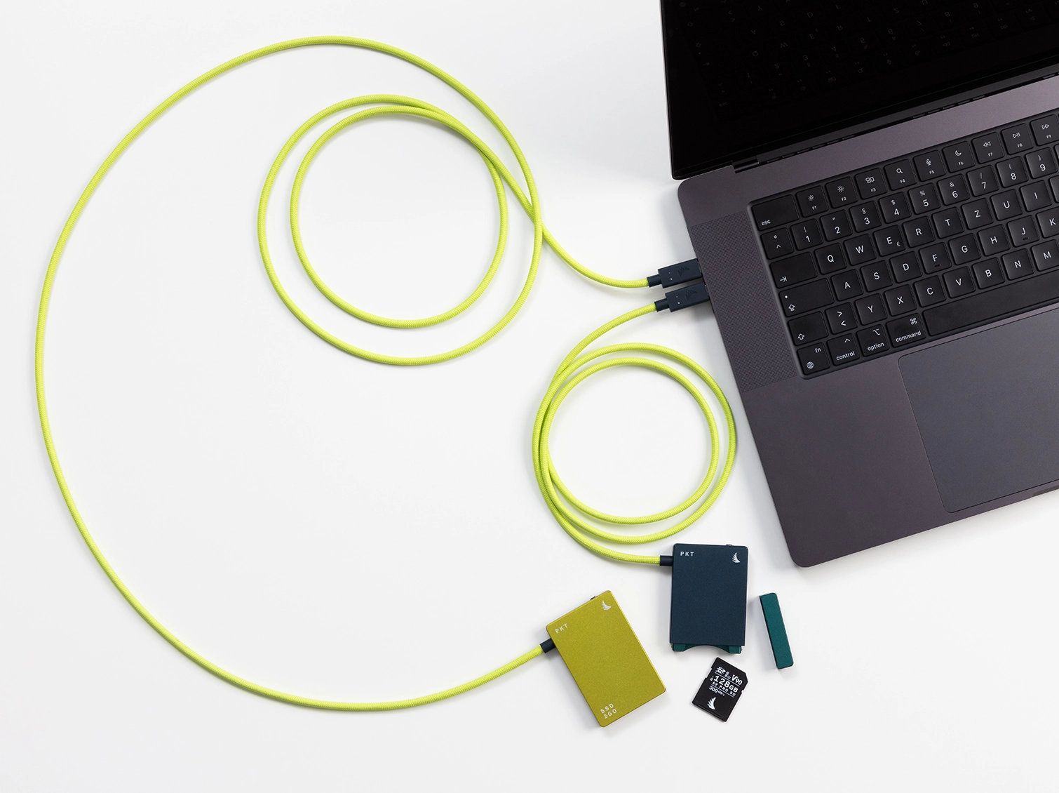 Discover_USB-C-Cables_Banner_02
